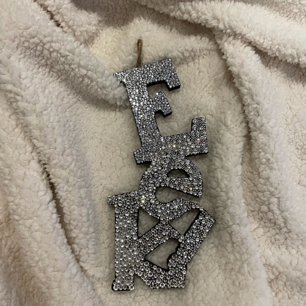 Halloween rhinestone “EEK!” sign